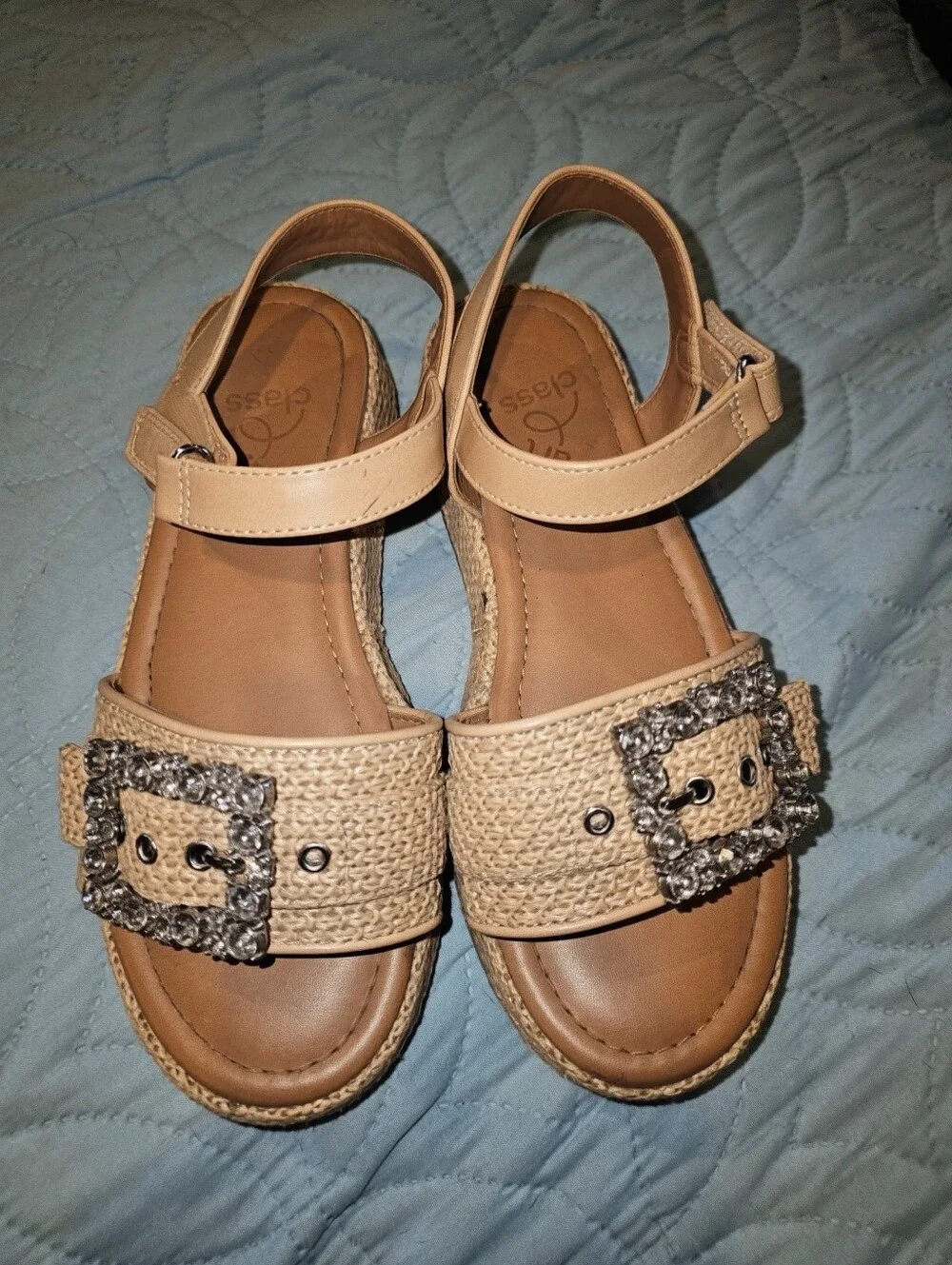 🤎 Basket-Weave Rhinestone Platform Sandals, Size 2